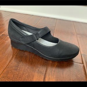 CLARKS Black Cloudsteppers Mary Janes